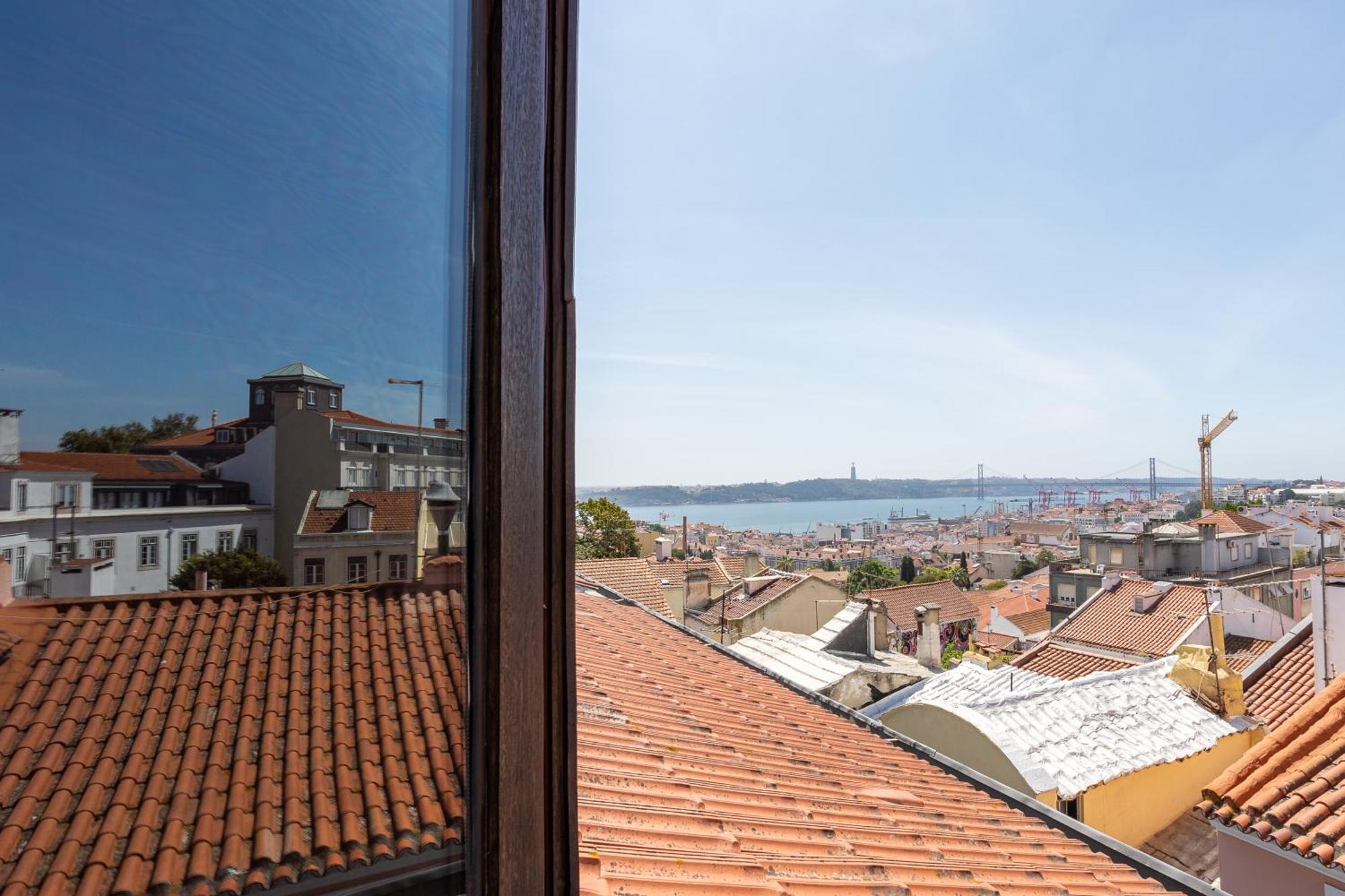 Amazing Tailor Made Penthouse With A View Leilighet Lisboa Eksteriør bilde